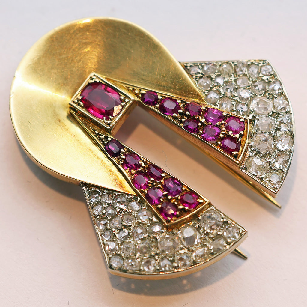 Raymond Templier Art Deco clip brooch gold platinum diamonds rubies Unisex (7516)