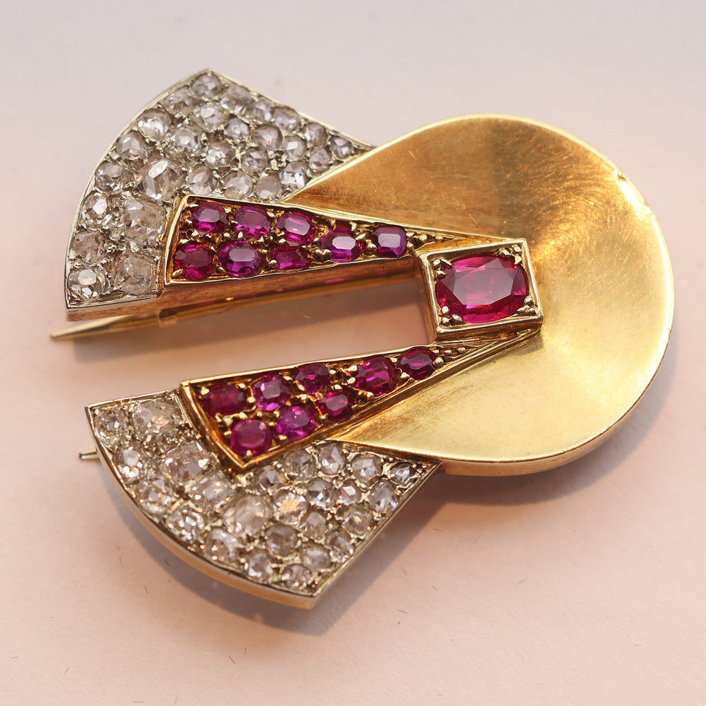 Raymond Templier Art Deco clip brooch gold platinum diamonds rubies Unisex (7516)