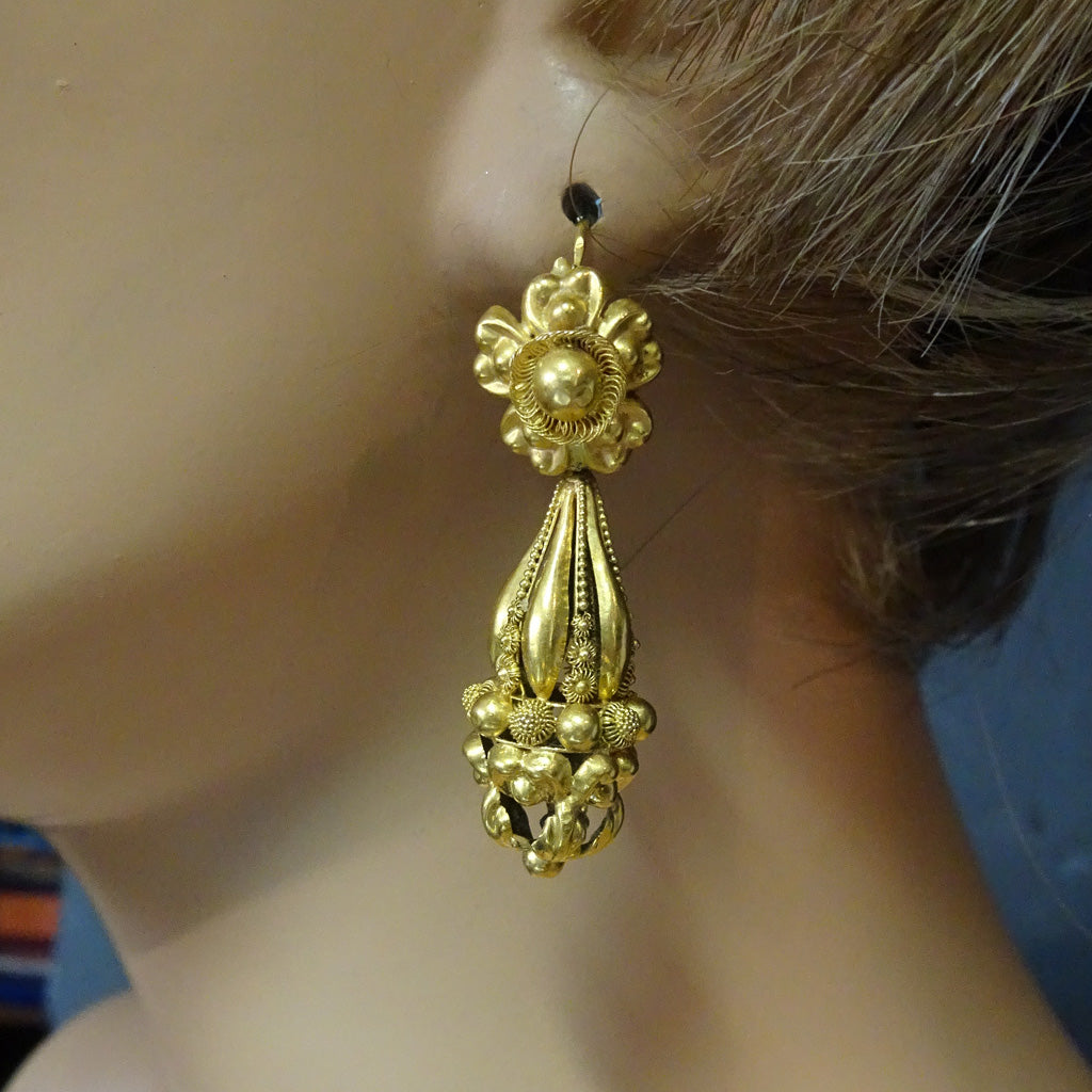 Antique Georgian earrings 18k gold cannetille day night dangle drops French(7491)