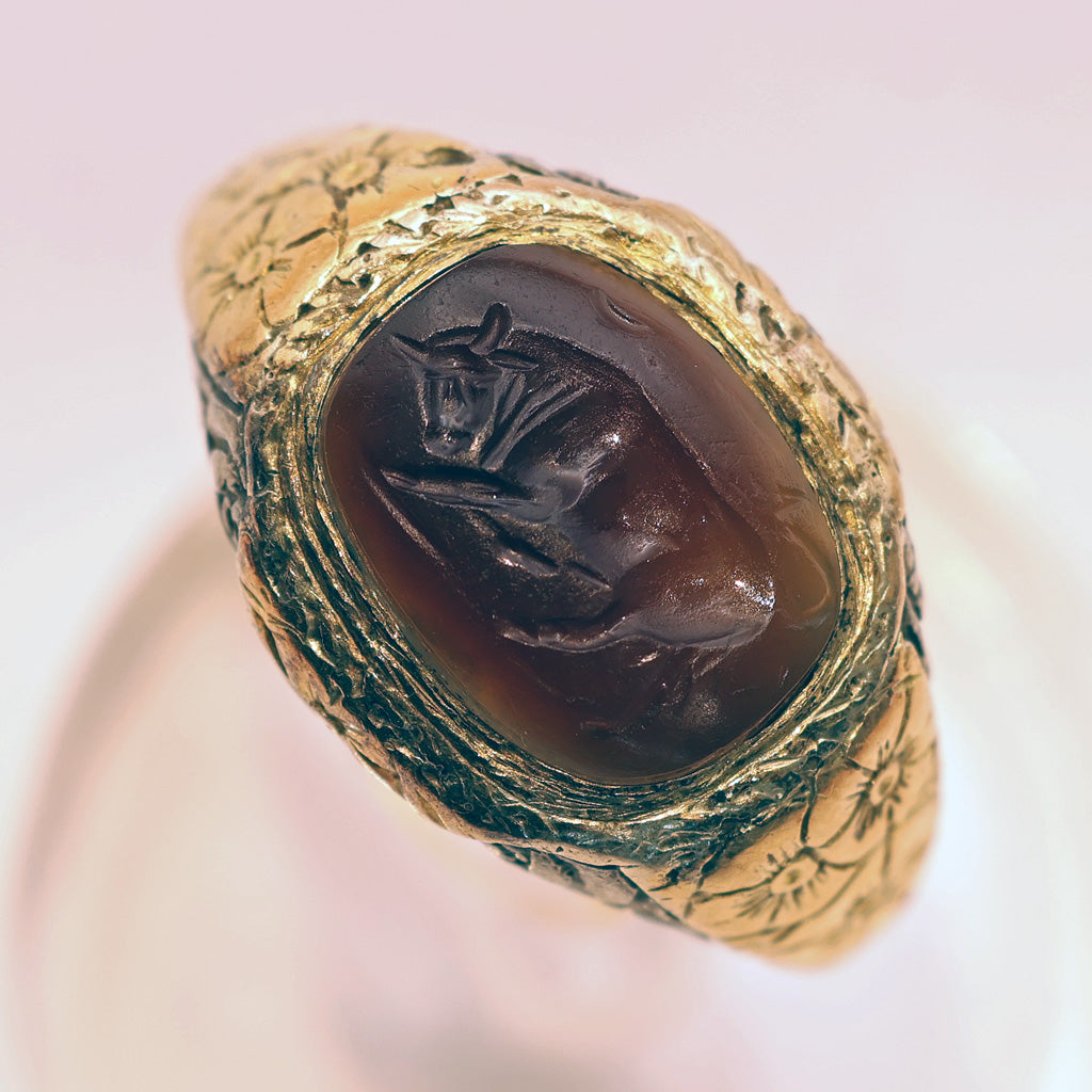 Antique Victorian ring gold silver w ancient carved intaglio bull (7474)