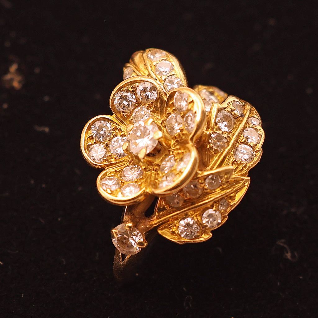 Vintage diamond ring 18k gold c1950 attributed to Boucheron French flower (7507)