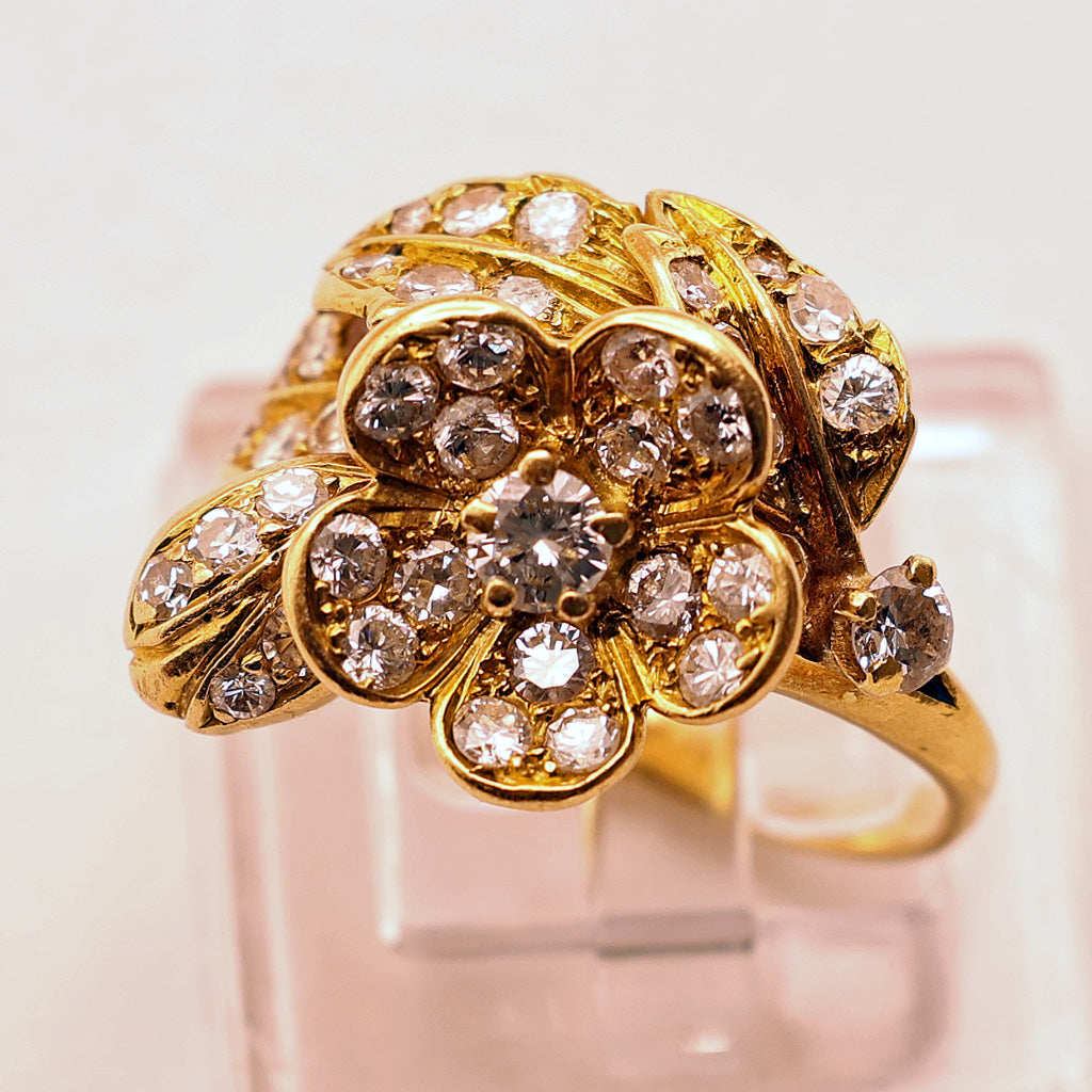 Vintage diamond ring 18k gold c1950 attributed to Boucheron French flower (7507)