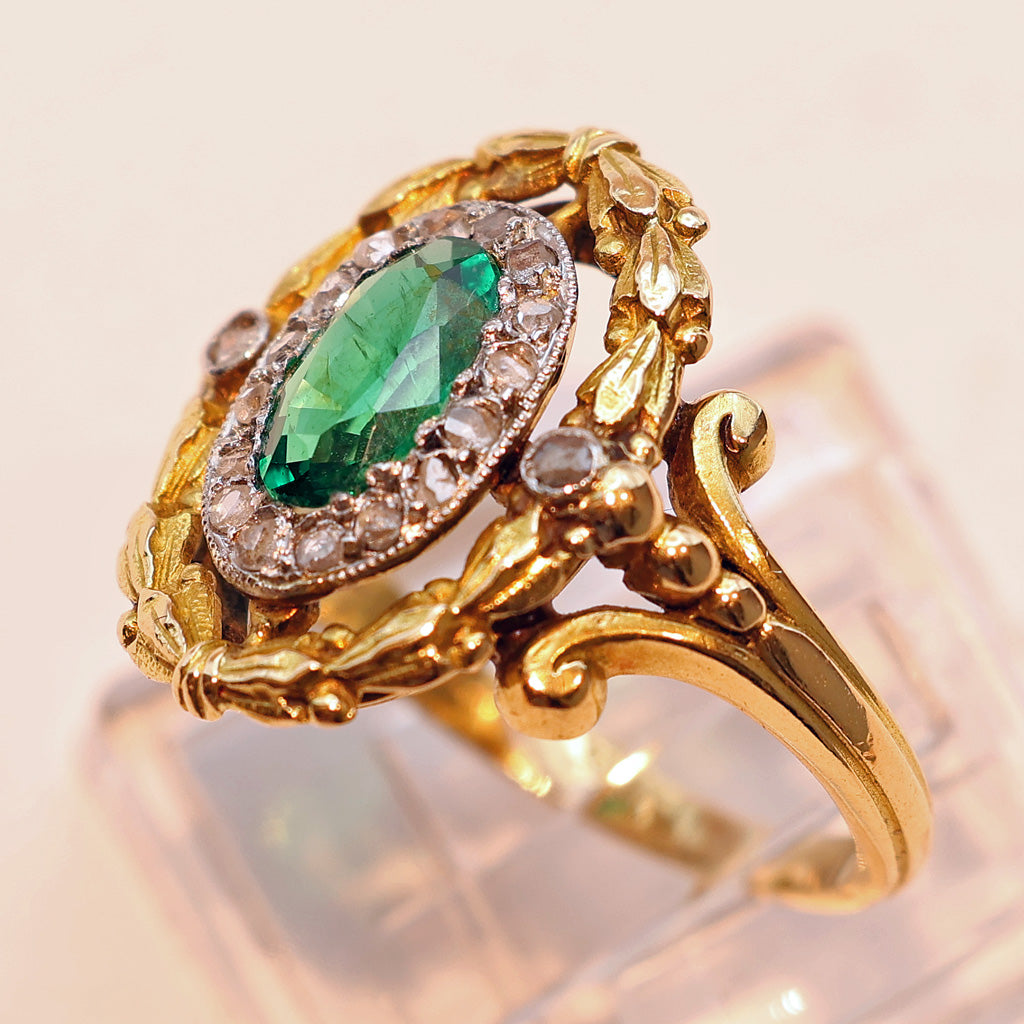 side view Antique Victorian Ring Emerald Diamonds 18k Gold Napoleon III French