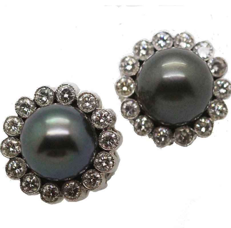 Vintage Earrings Tahitian Pearl Diamond 18k Gold Ear Clips w