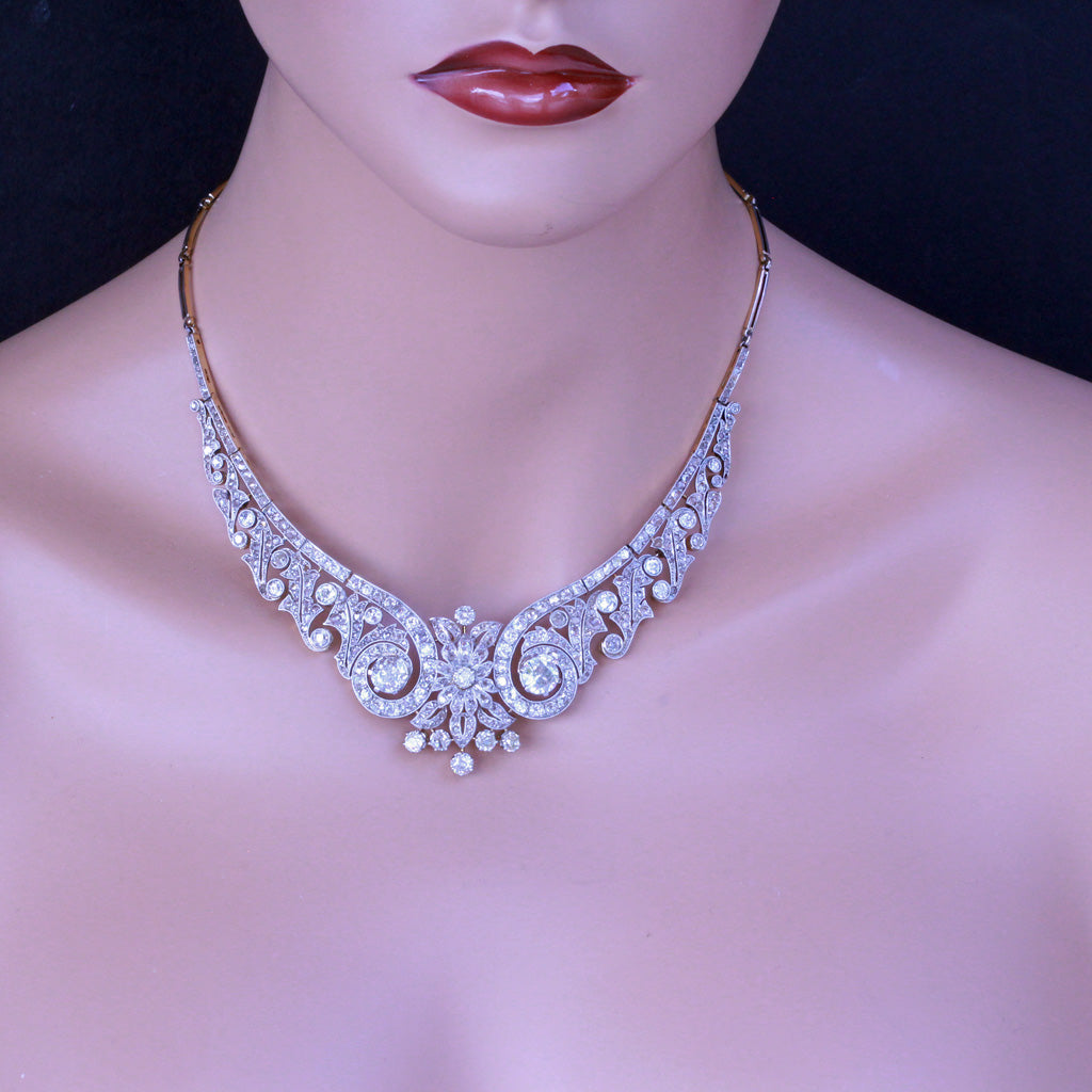🔥Victorian Diamond Necklace with Emerald @amarsonsjewellery . For any  inquiry DM now👉: @amarsonsjewellery OR 📲Whatsapp on : +91-… | Instagram